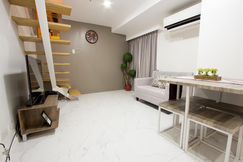Oasis Regency @ Fort Victoria Bgc Тагиг Экстерьер фото