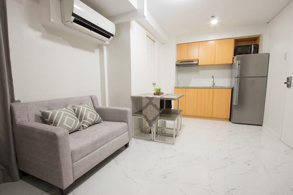Oasis Regency @ Fort Victoria Bgc Тагиг Экстерьер фото
