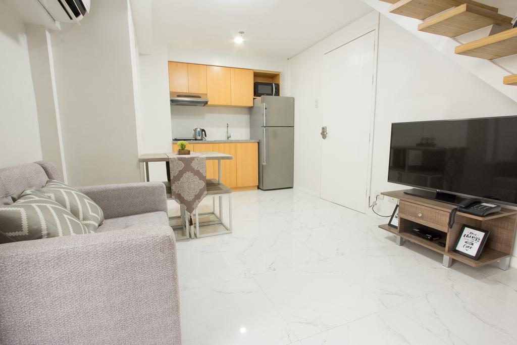 Oasis Regency @ Fort Victoria Bgc Тагиг Экстерьер фото