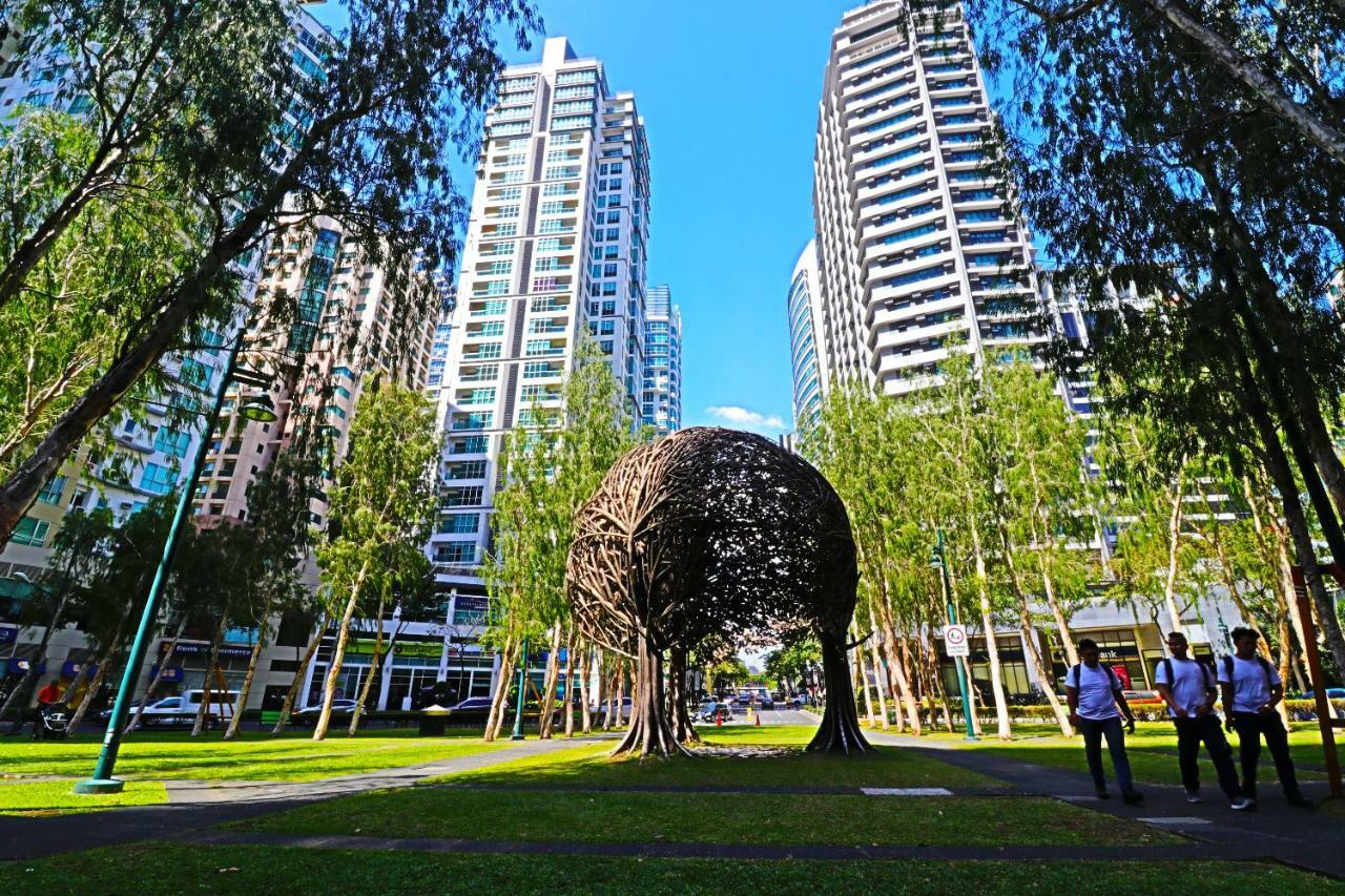 Oasis Regency @ Fort Victoria Bgc Тагиг Экстерьер фото